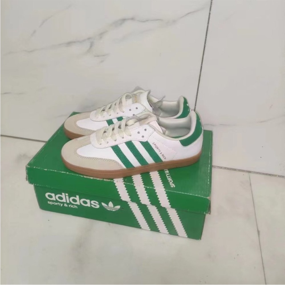 Sporty & Rich x adidas originals Samba Adidas Sporty & Rich x Samba OG green